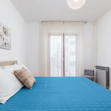 Apartment Aristela *