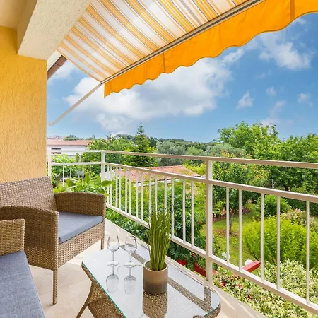 Appartement Aristela *